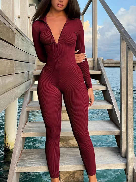 Damen Figurbetonter Rippstrick Jumpsuit mit Reißverschluss und Hemdkragen Shop Nory