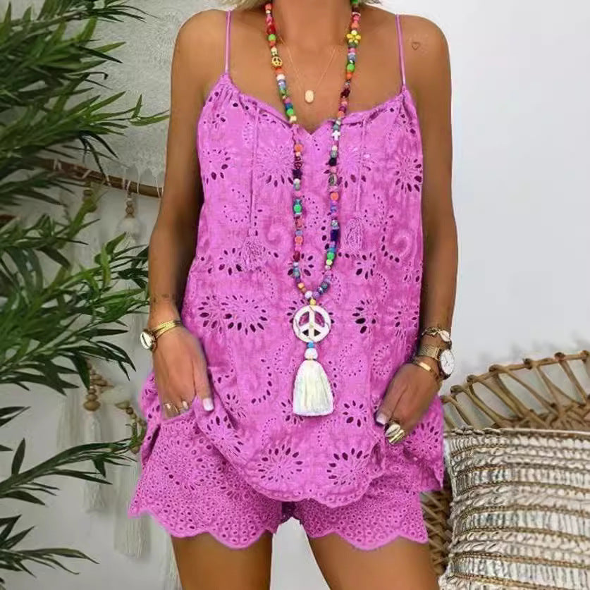 Damen luftiges Sommeroberteil mit Spitze und passenden Shorts