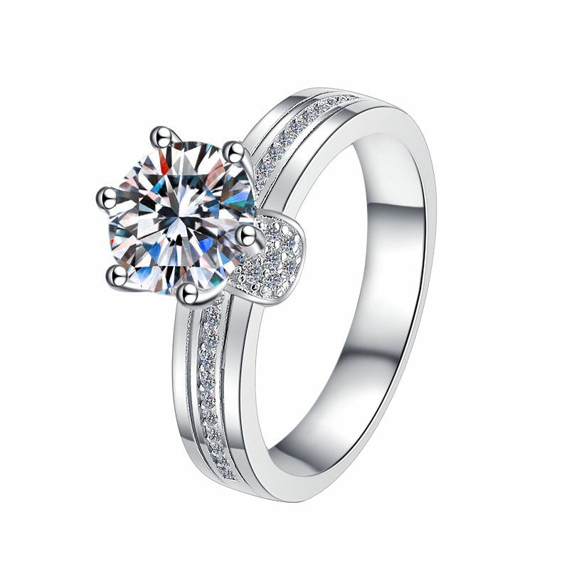 Damenring mit funkelndem schwarzen Zirkonia und eleganter Detailverzierung Shop Nory