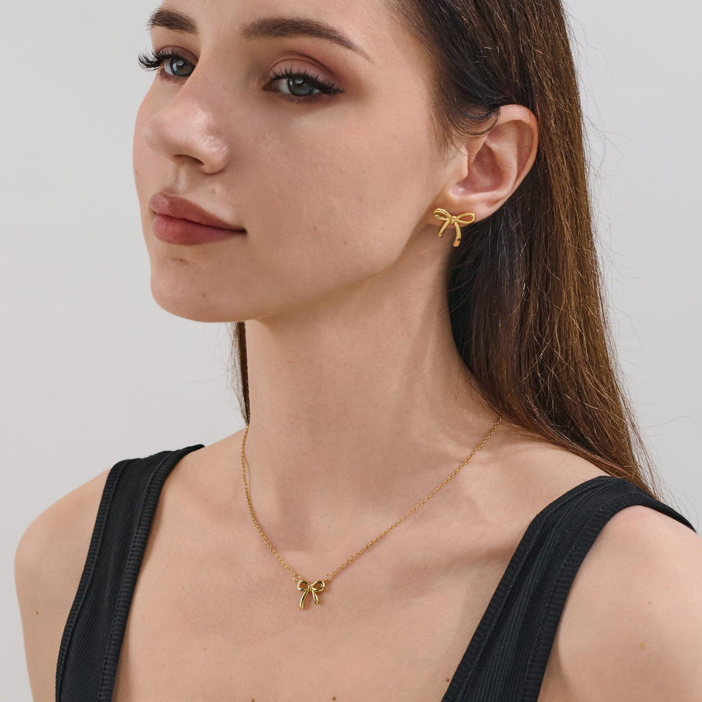 Damen Halskette mit elegantem Schleifenanhänger und robustem Kettendesign Shop Nory