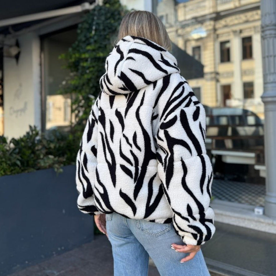 Damen Kurz geschnittene Teddy-Fleecejacke mit Kapuze und Zebrastreifen Shop Nory