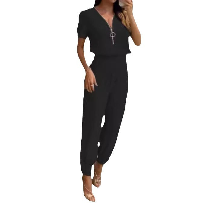 Damen Jumpsuit mit hochgeschlossenem Kragen und seitlichem Reißverschluss