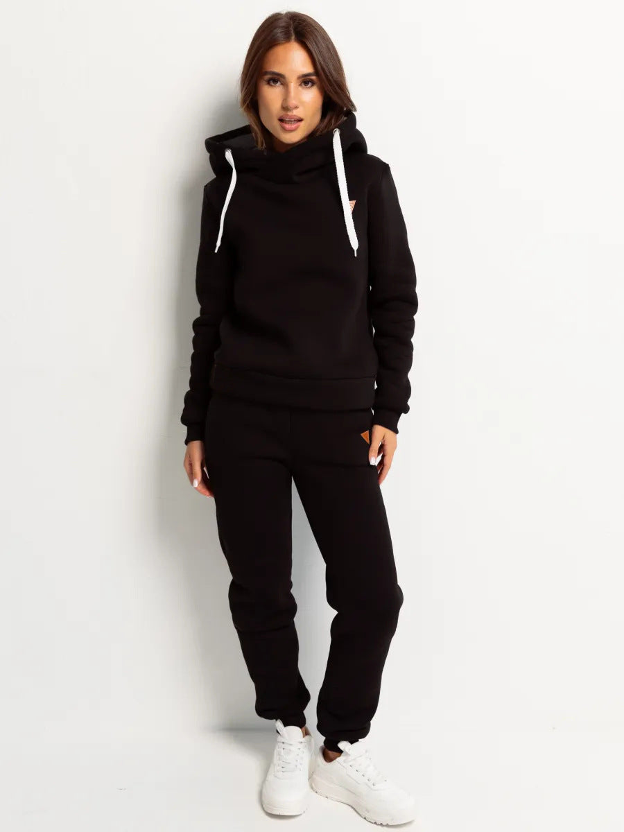 Damen Loungewear-Set mit Schalkragen-Hoodie und taillierter Jogginghose Shop Nory