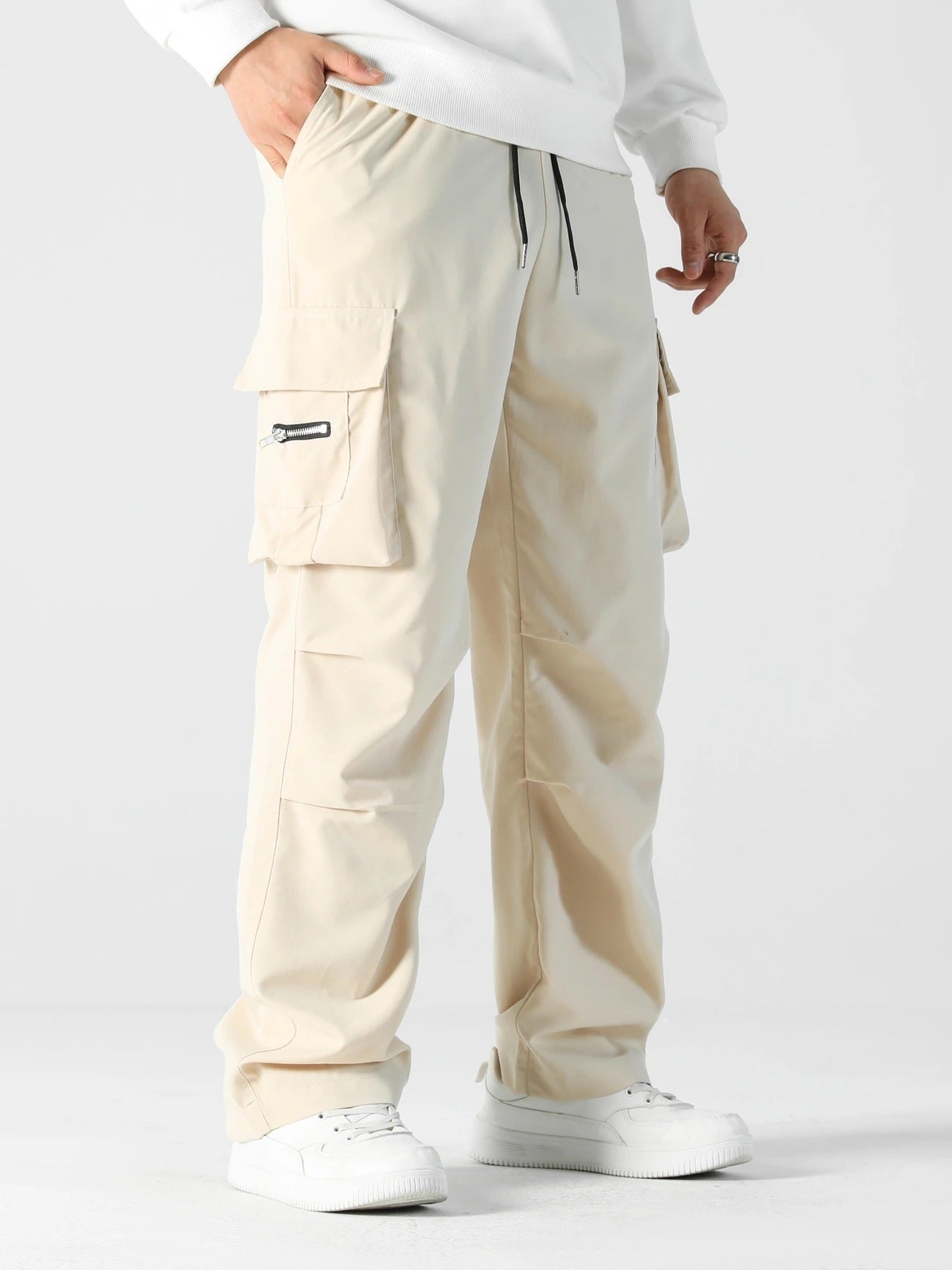 Herren Cargo-Hose mit multifunktionalen Taschen und elastischem Bund Hedi-Mode