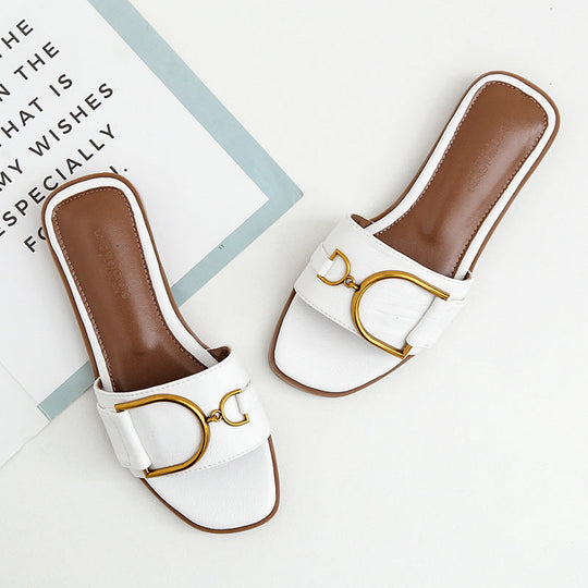 Damen Elegante Slides mit luxuriösem goldenen Akzent und bequemem Fußbett Shopnory