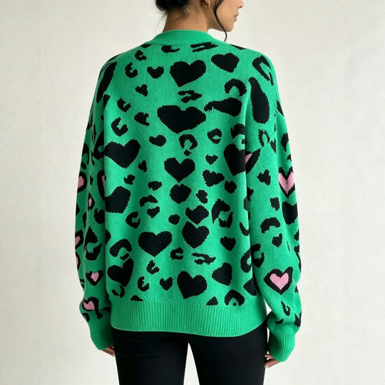 Damen Strickcardigan mit Herz‑Leopard-Jacquard, V‑Ausschnitt und großen Stoffknöpfen Shop Nory