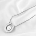 Damen Halskette mit elegantem Anhänger und hochwertiger Perle Shop Nory