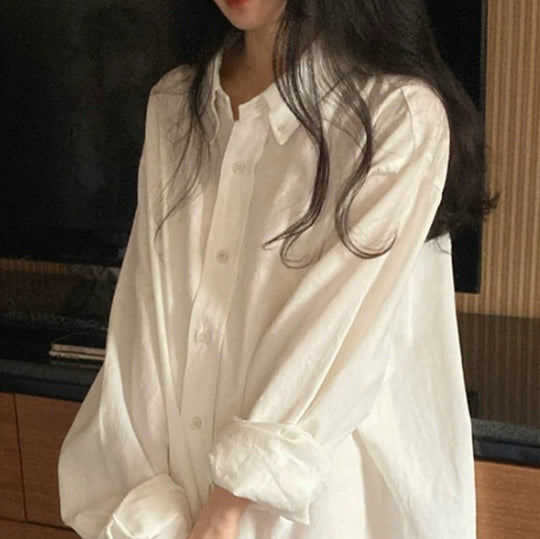 Damen Lässiges Oversize-Shirtkleid mit verlängertem Rückensaum, kastiger Silhouette und weiten Manschetten Shop Nory