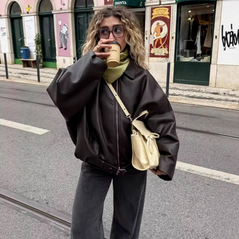 Damen Oversized Kunstleder-Bomberjacke mit Gürtel und Hemdkragen Shop Nory