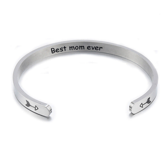 Damen Armreif mit gravierbarem Motiv und Herz-Akzenten Shop Nory