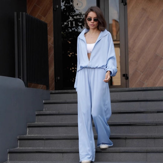 Damen lässiges Zweiteiler Set aus fließender Satinoptik mit weitem Bund und Crop-Top Shop Nory