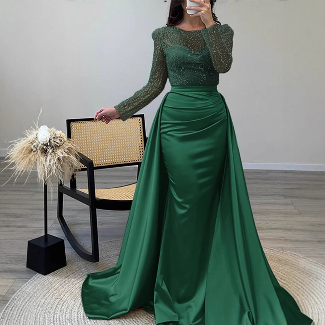 Damen Abendkleid mit funkelndem Paillettenoberteil und elegantem Satinrock