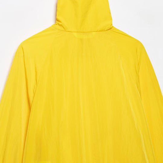 Damen Leichte Oversize Windjacke mit hohem Stehkragen, Knopfleiste und Kordelzug Shop Nory
