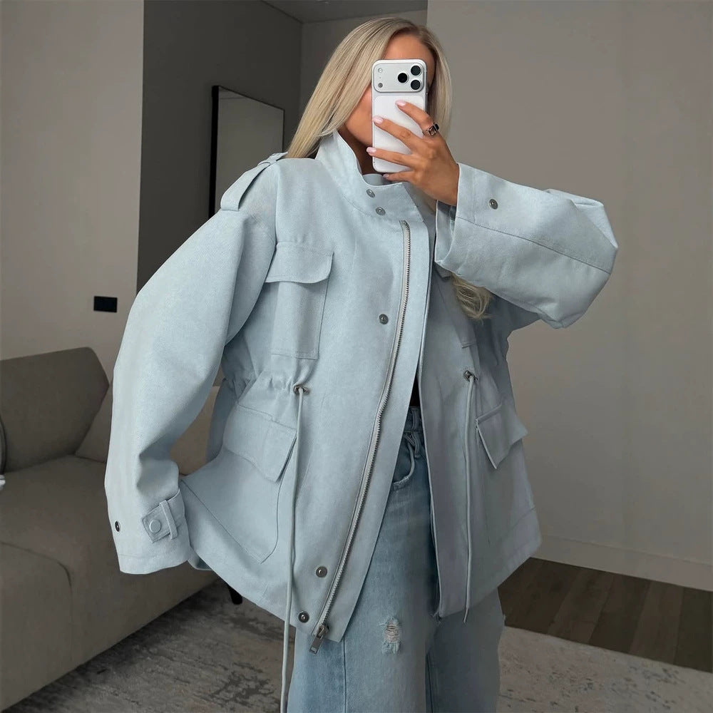 Damen Oversize Utility-Jacke mit Tunnelzugtaillierung, hohem Stehkragen und Pattentaschen Shop Nory