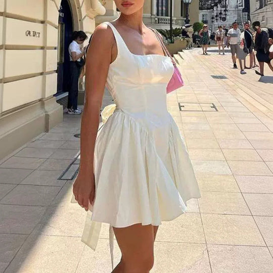 Damen Cocktailkleid mit Quadrat-Ausschnitt und voluminösem Rock