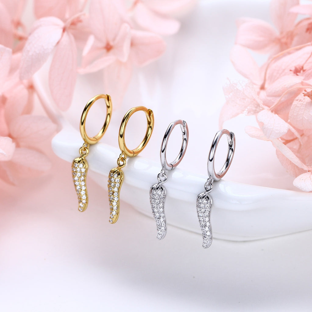 Damen Ohrringe mit funkelnden Zirkonakzenten in elegantem Tropfen-Design Shop Nory