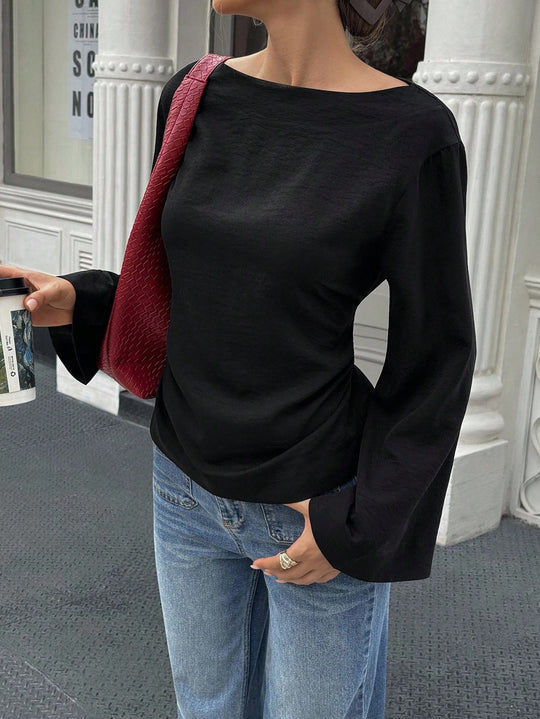 Damen Bootneck-Langarmshirt mit weitem Manschettenärmel und figurbetonter Seitennaht Shop Nory