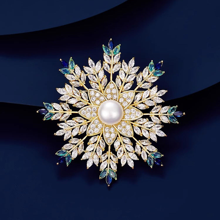 Elegante Perlenbrosche Florales Stern-Design mit Zirkonia Verziert