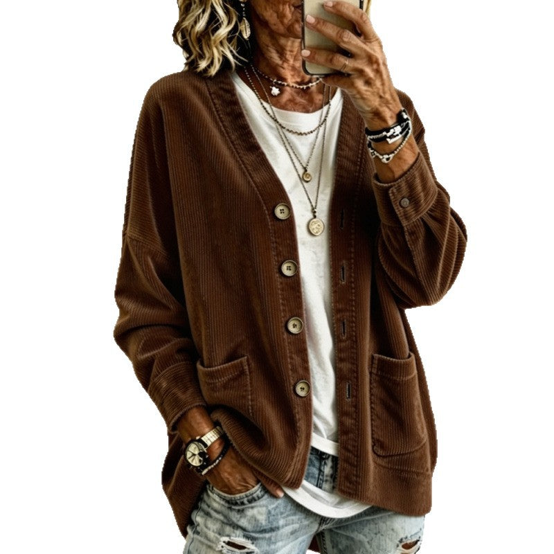 Damen Oversized Cord-Cardigan mit aufgesetzten Taschen und Holzknöpfen Shop Nory