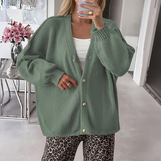 Damen nan Bouclé-Oversize-Cardigan mit tiefem V-Ausschnitt, Kimonoärmeln und goldenen Zierknöpfen Shop Nory