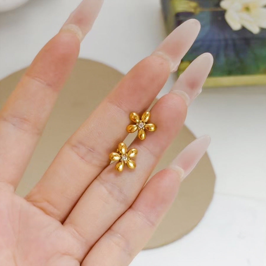 Damen Blumen-inspirierte Steckerohrringe Shop Nory