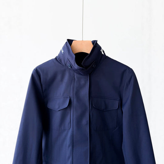 Damen moderne Utility-Jacke mit hohem Kragen Shop Nory