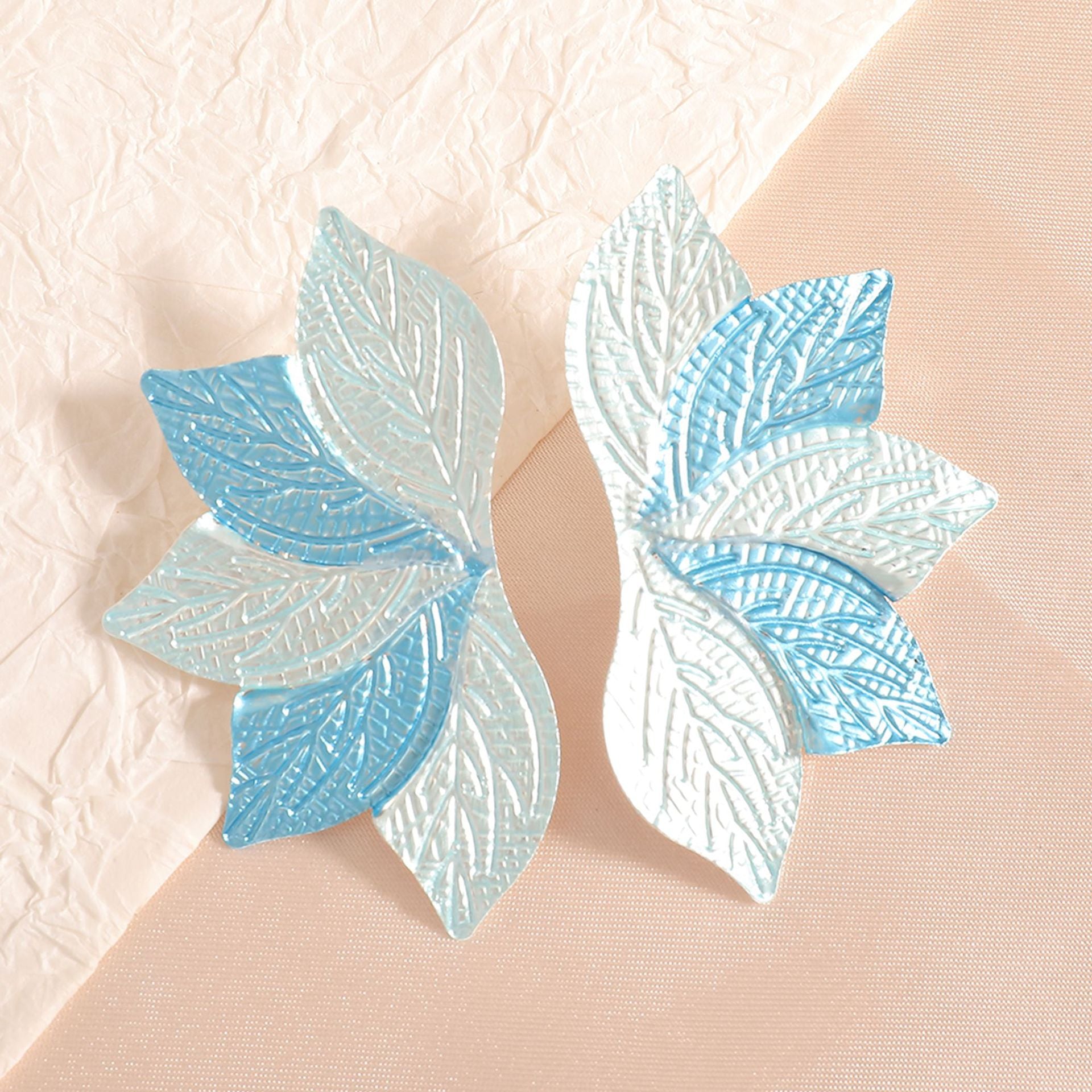 Damen Haarschmuck mit kunstvollem Blätterdesign Shop Nory
