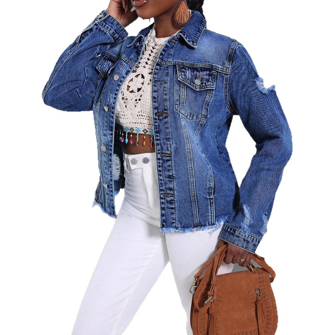 Damen Lässige Denim-Jacke mit Destroyed-Details, aufgesetzten Brusttaschen und ausgefranstem Saum Shop Nory