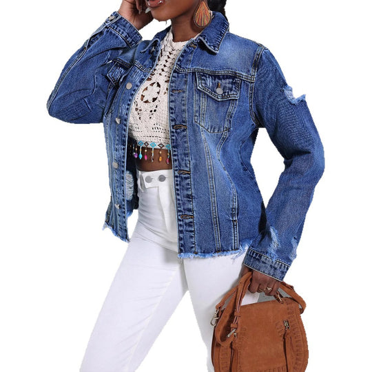 Damen Lässige Denim-Jacke mit Destroyed-Details, aufgesetzten Brusttaschen und ausgefranstem Saum Shop Nory