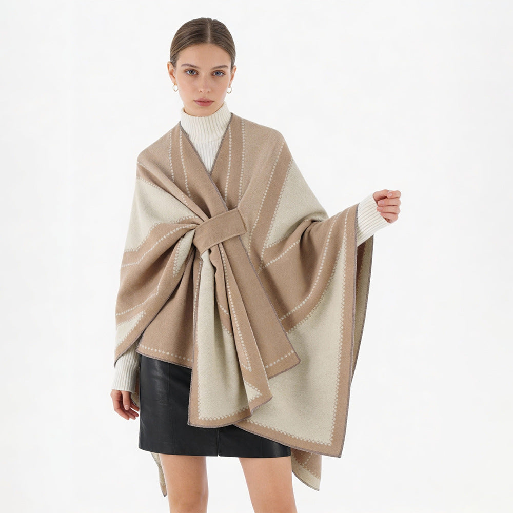 Damen Reversibler Wollmix-Poncho mit grafischem Jacquardmuster und Taillengürtel Shop Nory