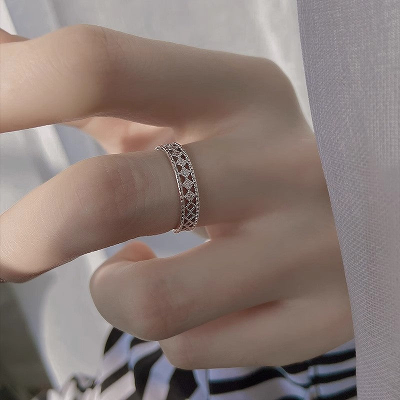 Damen Eleganter Zirkonia Ring mit kunstvollem Design Shop Nory