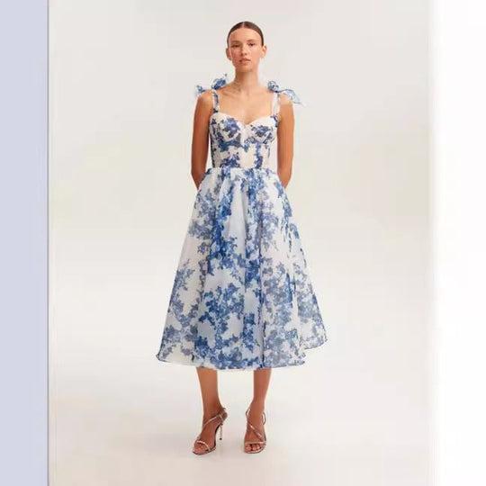 Damen Midikleid mit floralem Spitzenoberteil und zarten Rüschendetails