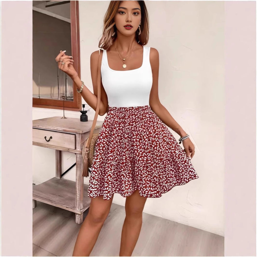 Damen Sommerkleid mit verspieltem Blumenmuster und körpernaher Passform