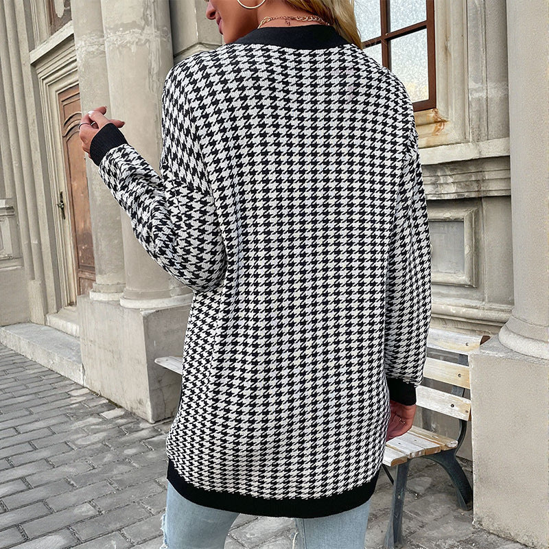 Damen Oversized Strickcardigan mit Hahnentritt-Muster und goldenen Zierknöpfen Shop Nory