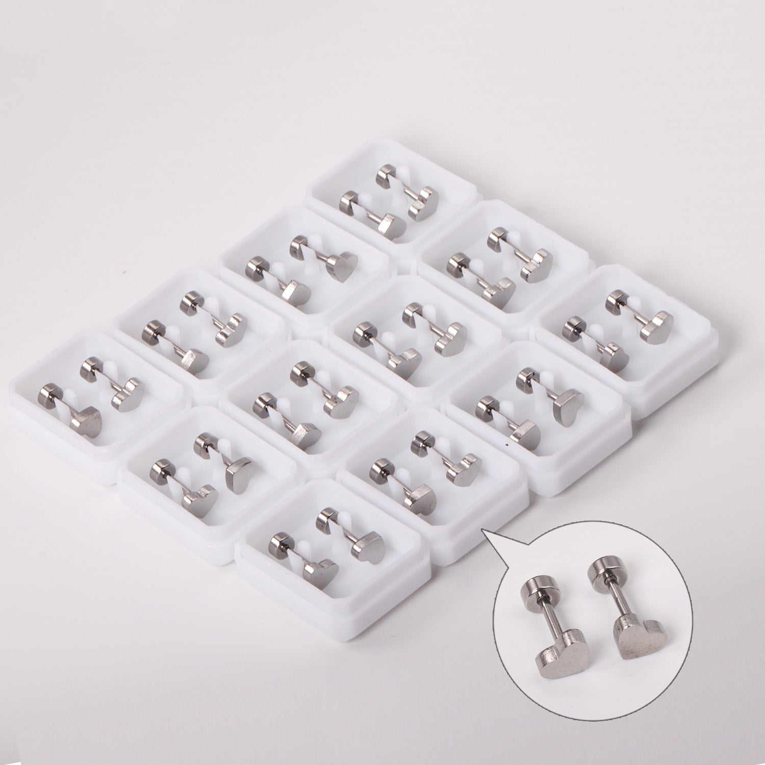 Damen Ohrringe mit herzförmigem Design aus hochwertigem Edelstahl Shop Nory