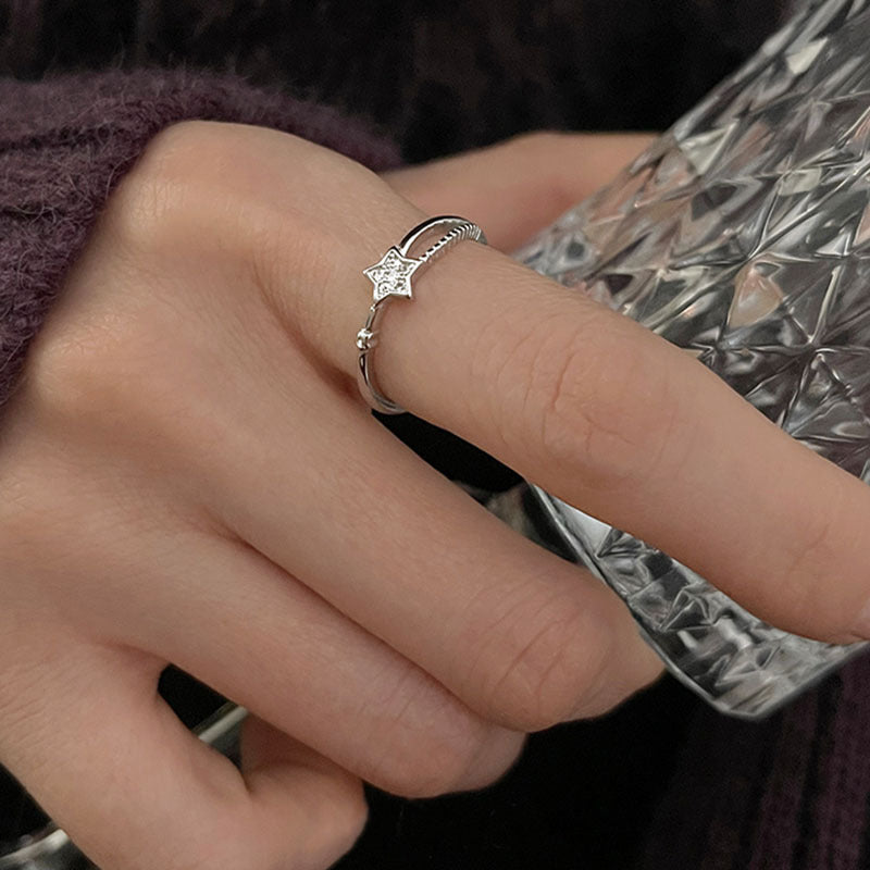 Damen Zierlicher Ring mit funkelndem Sternmotiv Shop Nory