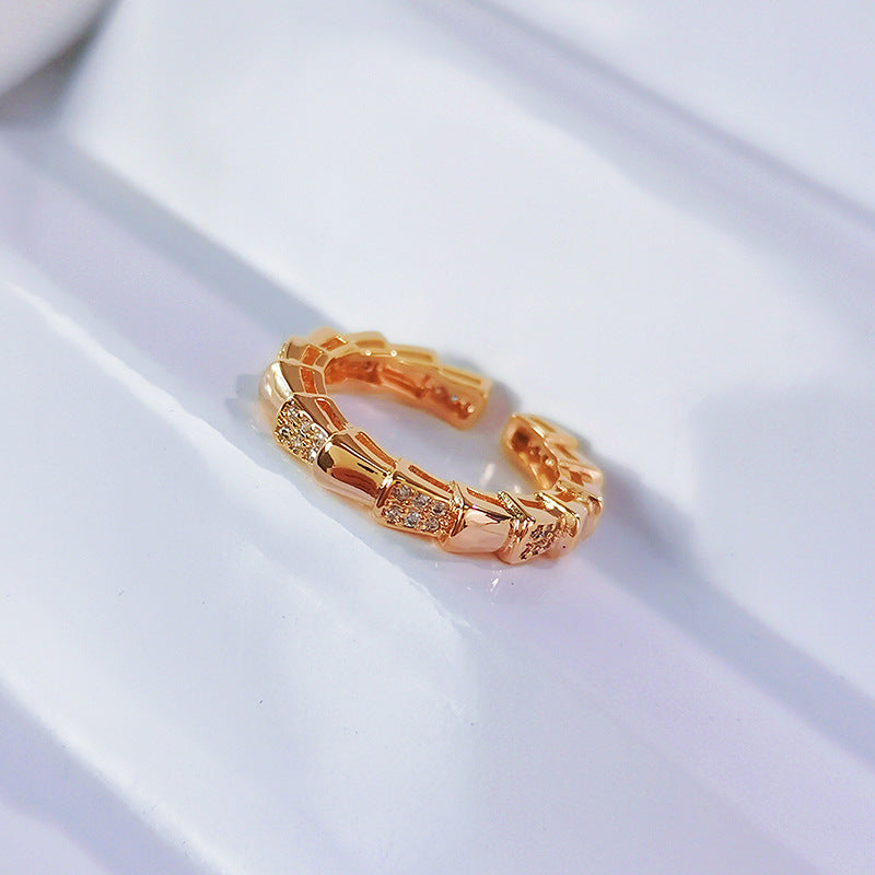 Damen Ring mit elegantem Bambusdesign und funkelnden Zirkonia Shop Nory