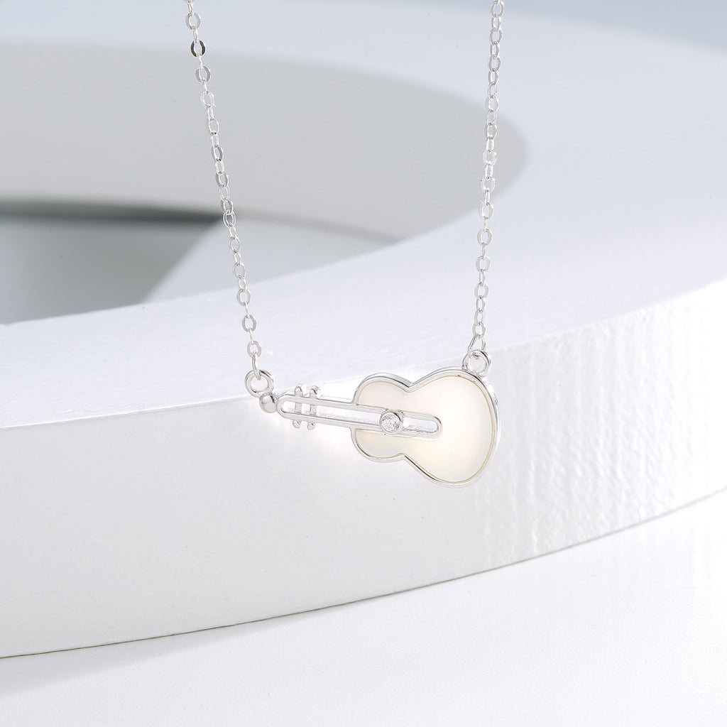 Damen elegante Halskette im Gitarren-Design mit funkelndem Zirkonia Shop Nory