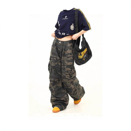 Damen Cargo-Hose mit weitem Bein und camouflagemuster Shop Nory