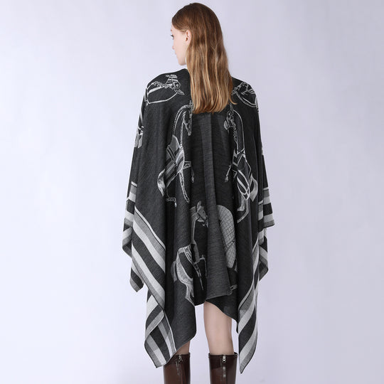 Damen Jacquard-Poncho-Überwurf mit Pferde-Motiv und kastiger Kimono-Silhouette Shop Nory
