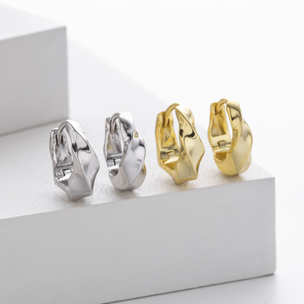 Damen Creolen im modernen, geschwungenen Design aus 925er Sterlingsilber Shop Nory