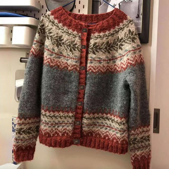 Damen nan gemusterte Strickjacke mit Rundpasse, Holzknöpfen und Eingrifftaschen Shop Nory