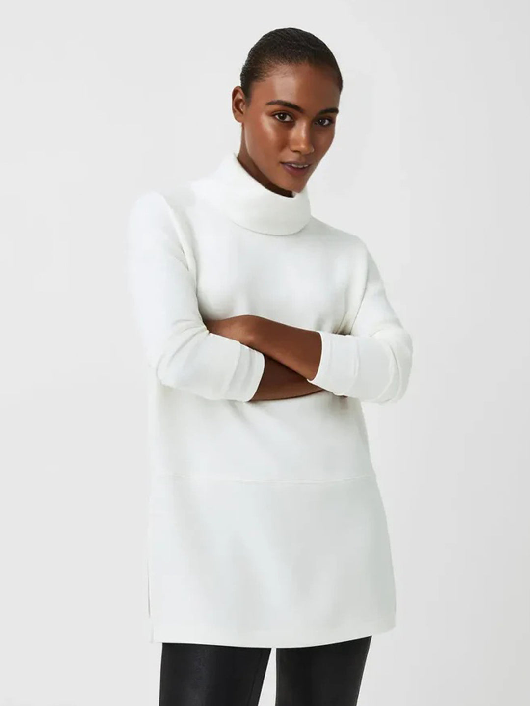 Damen Cozy Funnel Neck Tunika Pullover mit Übergrößen-Schnitt und seitlichen Schlitzen Shop Nory