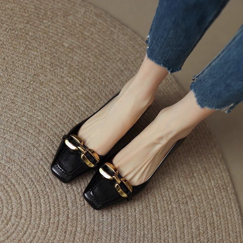 Damen Ballerinas mit elegantem Kettenakzent