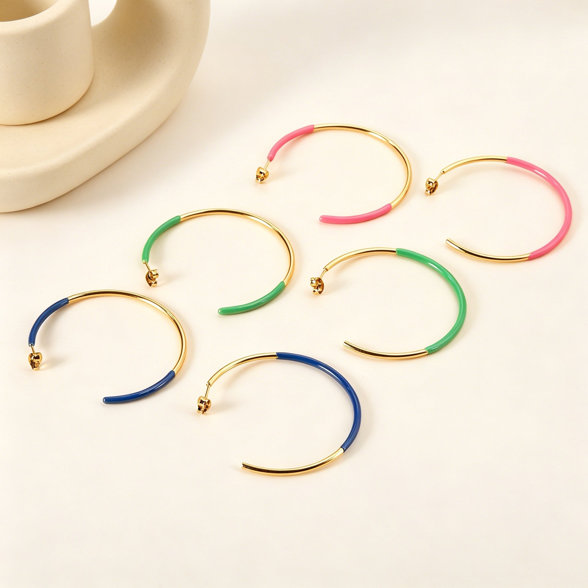 Damen Creolen mit goldplattierter und blaue Verschönerung Shop Nory