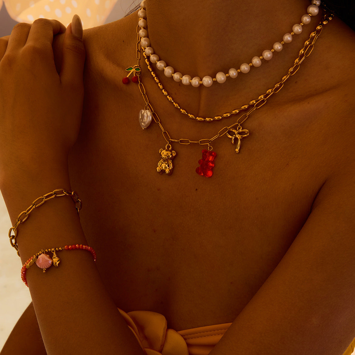Damen Halskette mit bunten Charms und hypoallergener Edelstahlverarbeitung Shop Nory