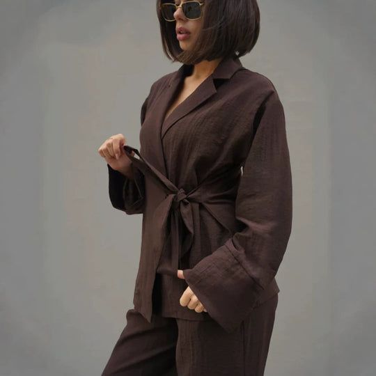 Damen Wickel-Blazer mit Bindegürtel, lässigem Oversize‑Schnitt und Reverskragen Shop Nory