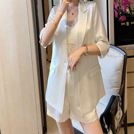 Damen Elegantes Blazer- und Shorts-Set Shop Nory