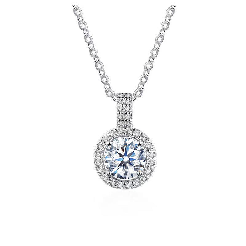 Damen Halskette mit funkelndem Zirkonia-Anhänger und feiner Gliederkette Shop Nory