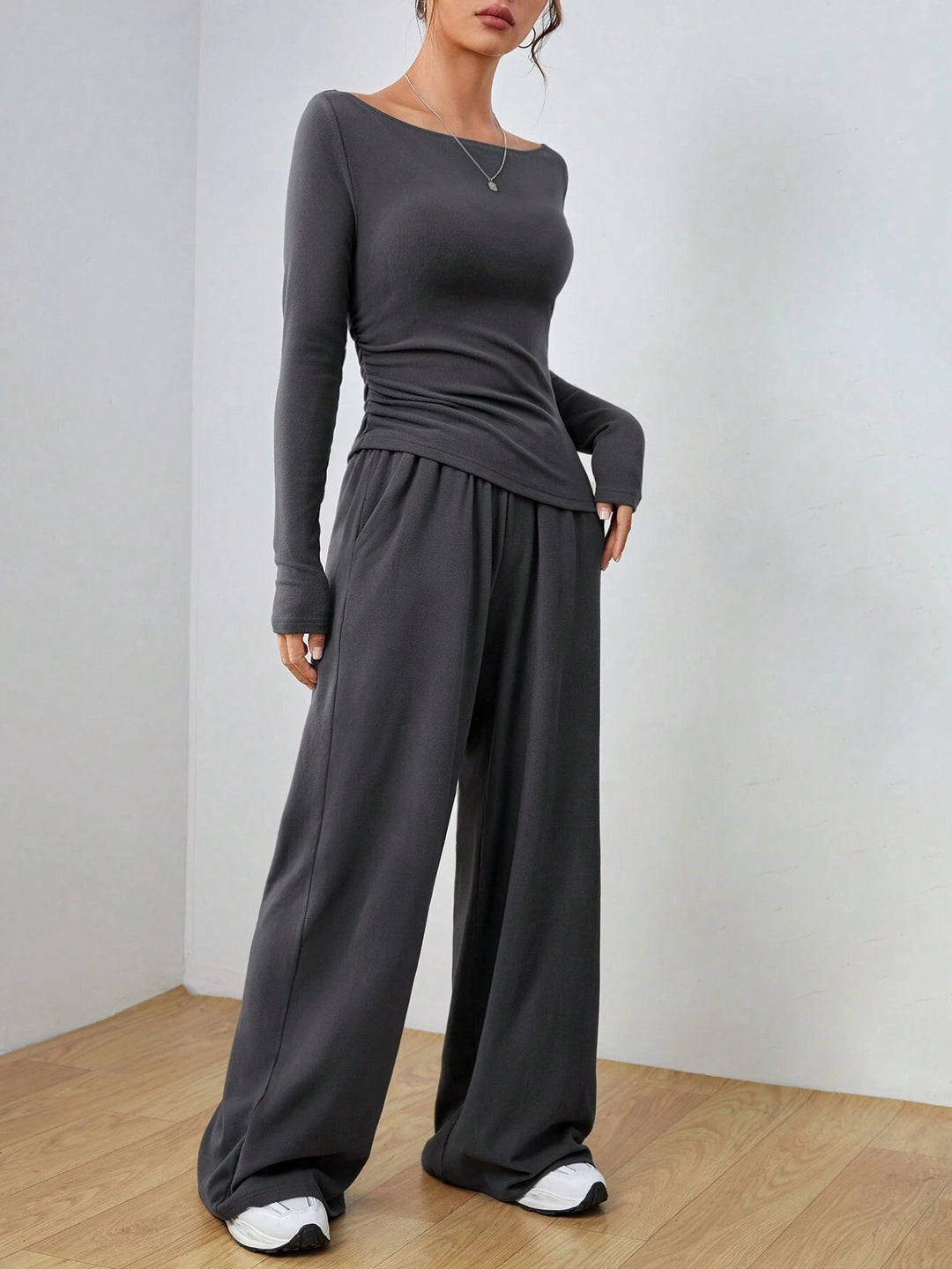 Damen Lässiges Two‑Piece Lounge‑Set mit U‑Boot‑Ausschnitt, taillierter Drapierung und weitem Palazzohose Shop Nory